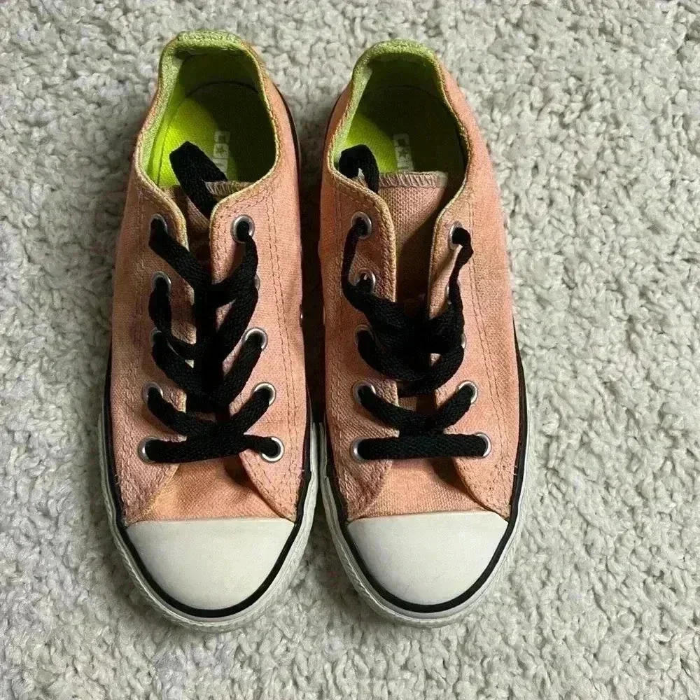 Lot of 2 Size 13 Low Top Chuck Taylor All Star Converse
